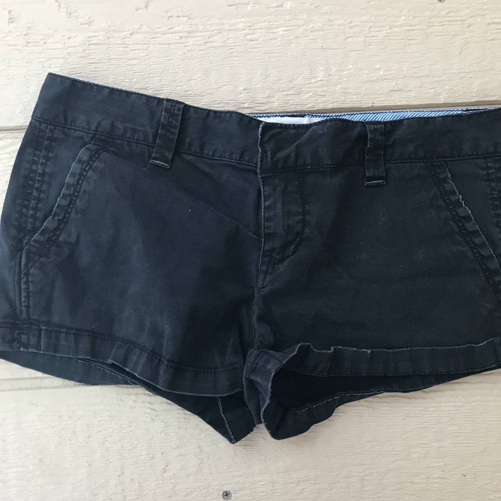 Black aero shorts